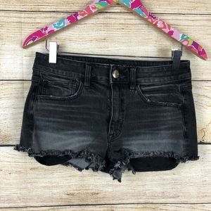 American Eagle Outfitters Shorts - Black American Eagle hi-rise shortie sz 6 // U26 American Eagle Outfitters Shorts - Black American Eagle hi-rise shortie sz 6 // U26